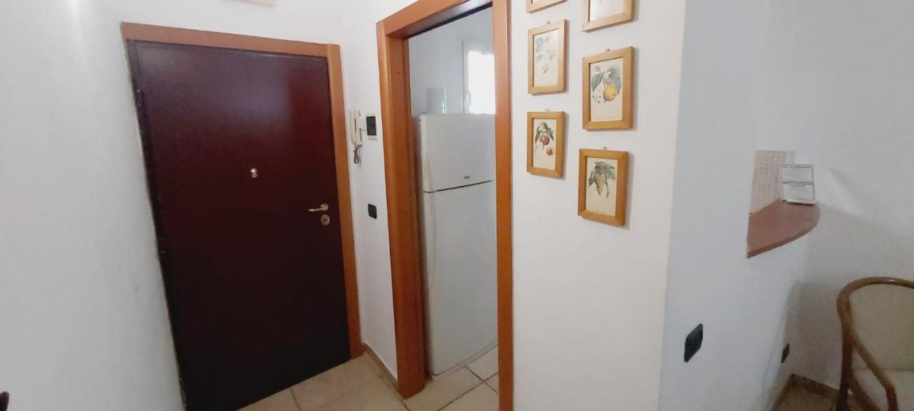 Mamo1 - Appartamento In Pieno Centro Citta Bari Buitenkant foto
