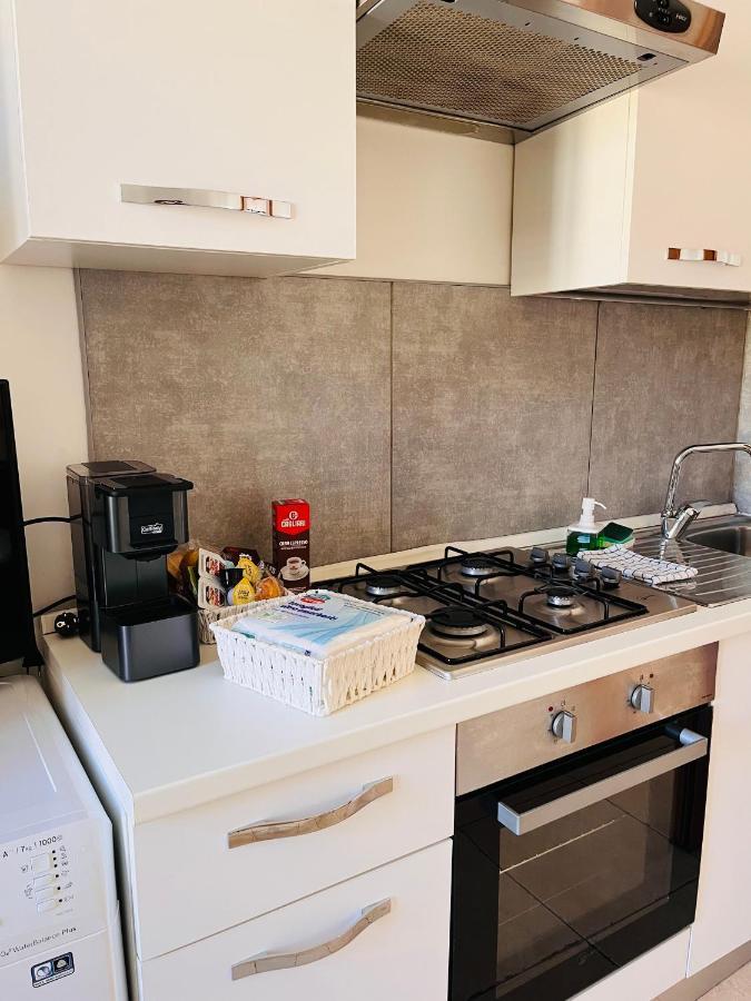 Mamo1 - Appartamento In Pieno Centro Citta Bari Buitenkant foto