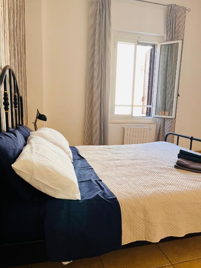 Mamo1 - Appartamento In Pieno Centro Citta Bari Buitenkant foto