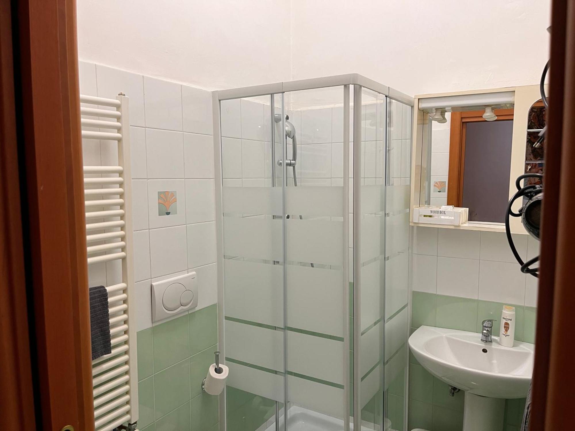 Mamo1 - Appartamento In Pieno Centro Citta Bari Buitenkant foto