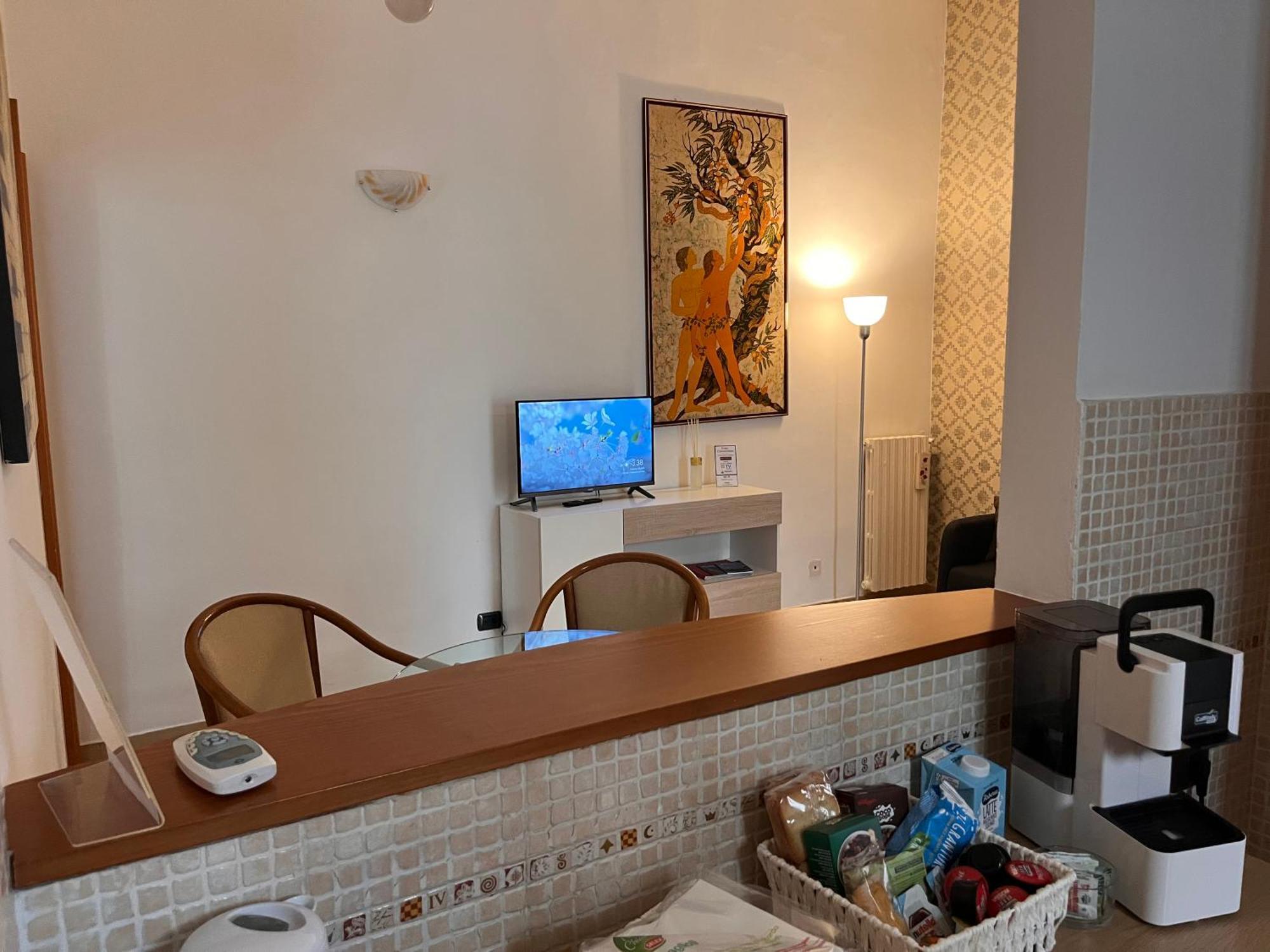 Mamo1 - Appartamento In Pieno Centro Citta Bari Buitenkant foto