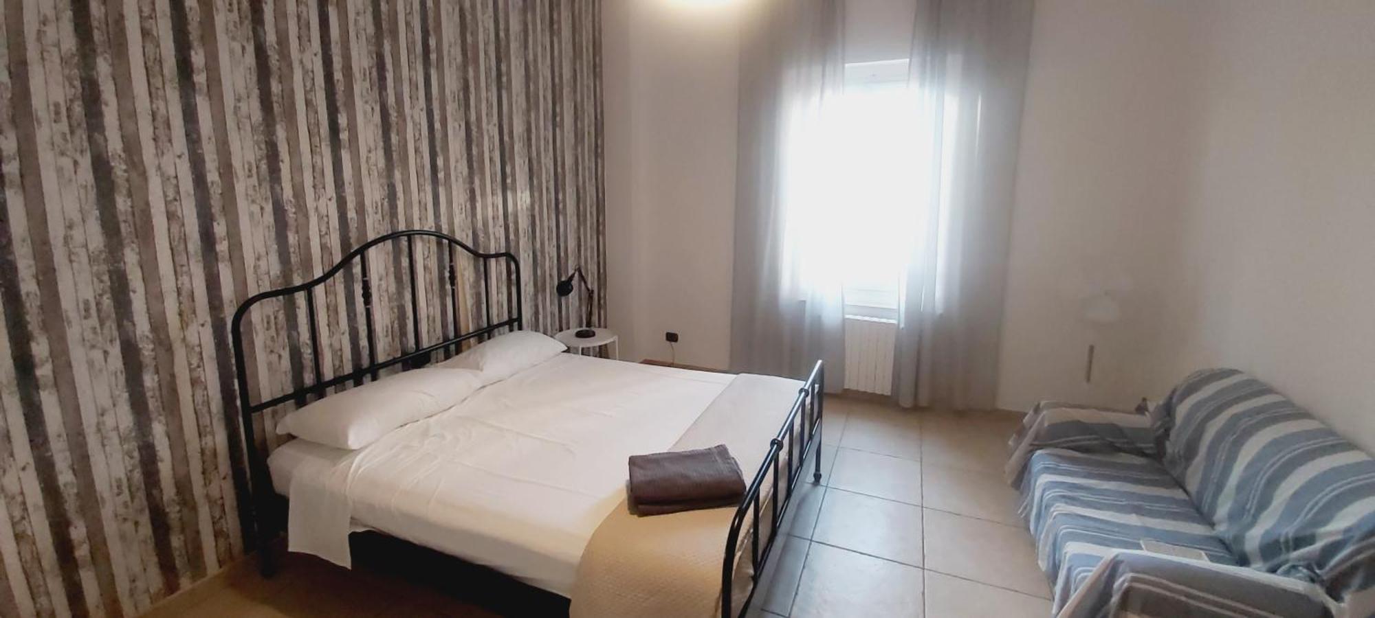 Mamo1 - Appartamento In Pieno Centro Citta Bari Buitenkant foto